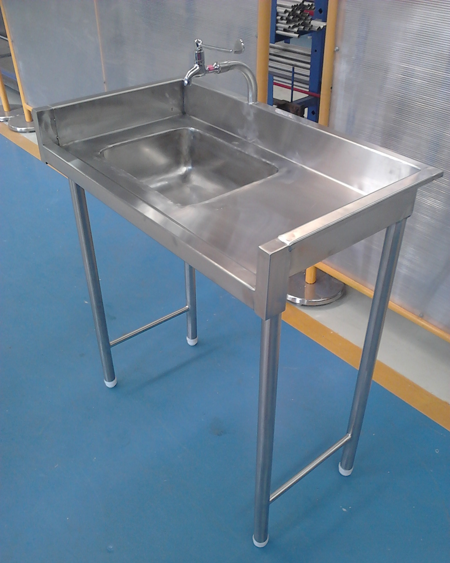HAND WASH SINK TABLE